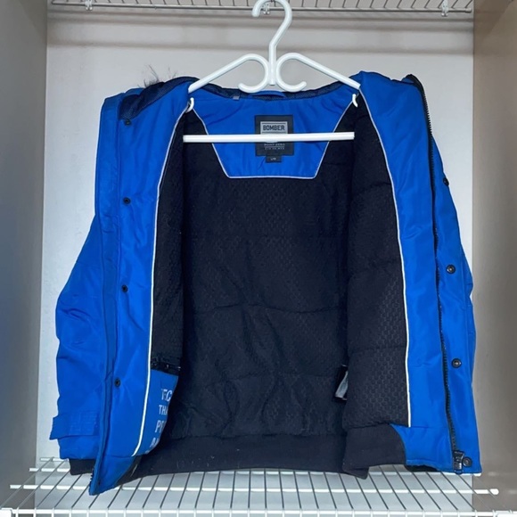 Point Zero Children’s Warm Winter Jacket - Bomber Collection for Sale! - Picture 2 of 6